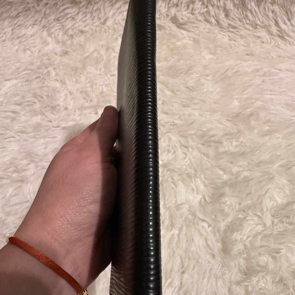 Louis Vuitton Black Wallet - Picture 9 of 11
